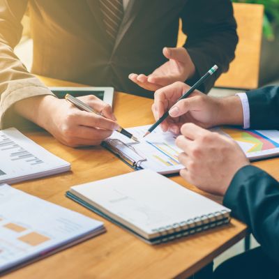 蜂鸟竞技app装备采购流程